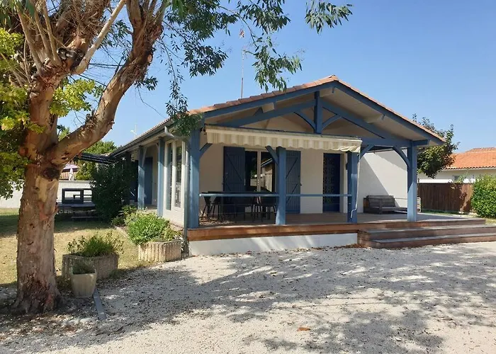 Semesterbostad Maison Chaleureuse 3* A Deux Pas De La *